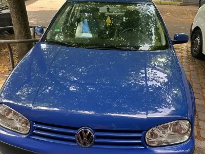 Gebraucht VW Golf IV 75 PS (55 kW) 2001 Blau Kleinwagen