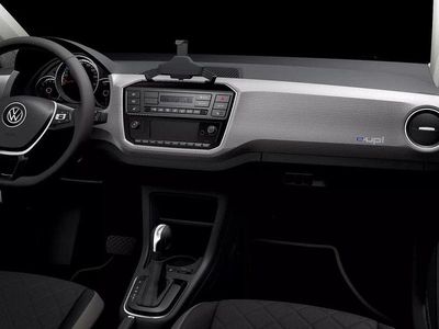 Weiß Gebraucht 2022 VW e-up! Move Kleinwagen | 16.490 € (Fairer Preis)