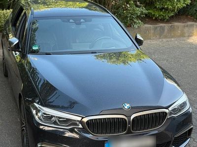 BMW M550