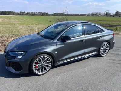 Gebraucht Audi RS3 Sport 400 PS (294 kW) 2023 Grau Limousine