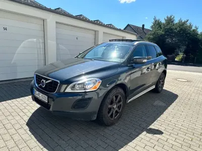 Gebraucht Volvo XC60 Momentum 215 PS (158 kW) 2011 Blau SUV