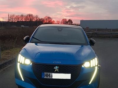Peugeot e-208