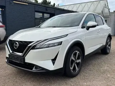 Gebraucht Nissan Qashqai N-Connecta 140 PS (102 kW) 2022 Weiß SUV