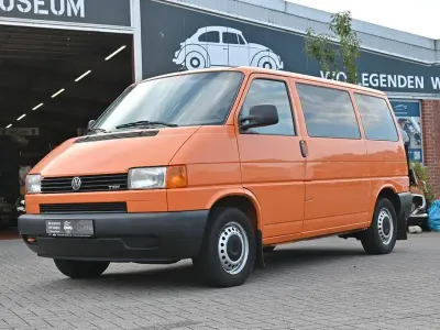 Gebraucht VW T4 102 PS (75 kW) 2002 Orange Van