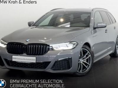 Gebraucht BMW 520 M Sport 197 PS (144 kW) 2022 Grau Kombi