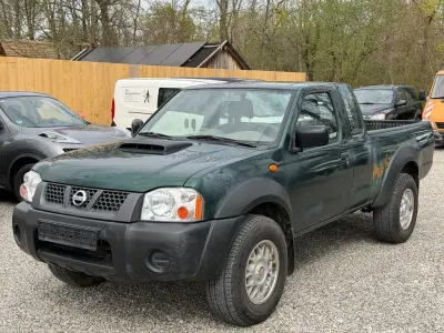 Gebraucht Nissan Navara 133 PS (97 kW) 2008 Grün Pickup