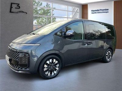 Grau Gebraucht 2023 Hyundai Staria Signature Van / Kleinbus | 39.990 € (Fairer Preis)