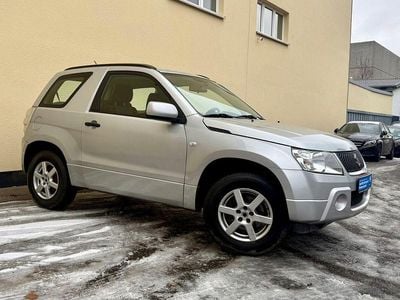 Silber Gebraucht 2007 Suzuki Grand Vitara Comfort SUV | 6.990 € (Fairer Preis)