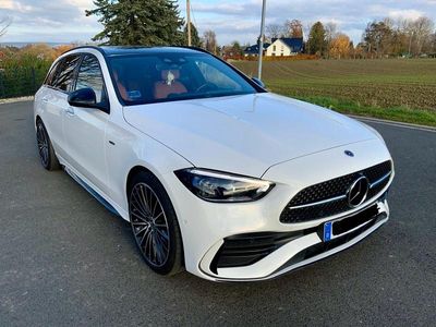 Usata Mercedes C300 AMG 265 CV (194 kW) 2023 Bianco Station wagon