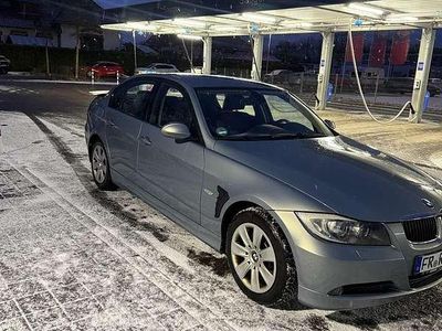 Gebraucht BMW 320 170 PS (125 kW) 2007 Limousine