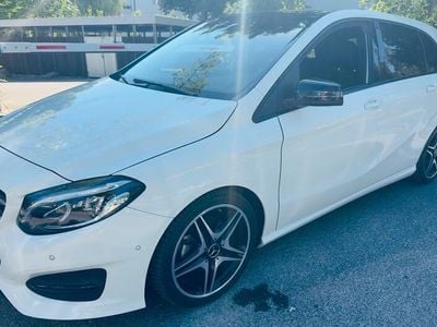 Mercedes B220
