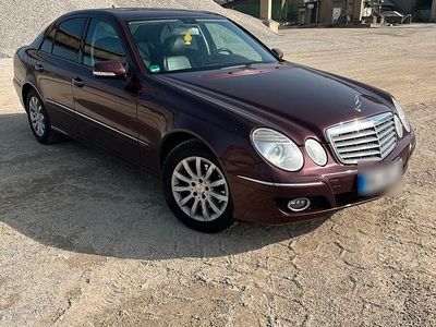 Gebraucht Mercedes 320 224 PS (164 kW) 2008 Rot Limousine