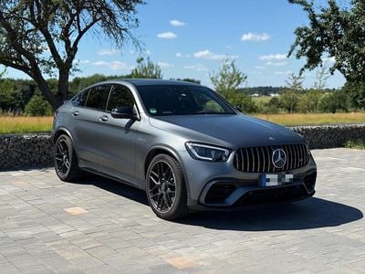 Grau Gebraucht 2020 Mercedes GLC63 AMG AMG Coupé | 60.630 € (Etwas zu teuer)