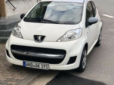 Kaufe Den Peugeot 107 In Ottweiler 10 Gunstige Peugeot