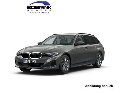 Grau Gebraucht 2022 BMW 320e Sport Line Kombi | 30.920 € (Fairer Preis)