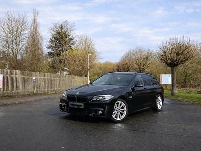 Gebraucht BMW 530 M Sport 258 PS (189 kW) 2014 Schwarz Kombi