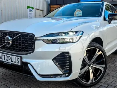 Gebraucht Volvo XC60 Ultimate 235 PS (172 kW) 2023 Weiß SUV