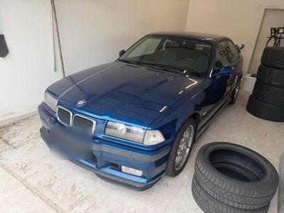 Usata BMW 320 Basis 150 CV (110 kW) 1998 Blu Coupé