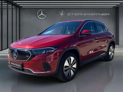 Gebraucht Mercedes EQA250 Progressive 139 kW (190 PS) 2021 Rot SUV