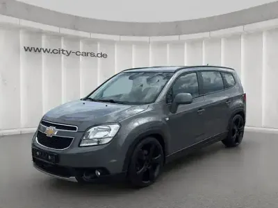 Gebraucht Chevrolet Orlando LT 163 PS (119 kW) 2013 Schwarz Van / Kleinbus
