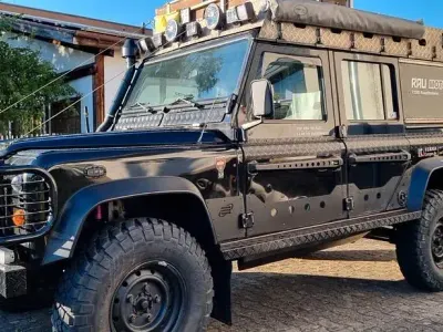 Gebraucht Land Rover Defender 122 PS (89 kW) 2004 Schwarz Kombi