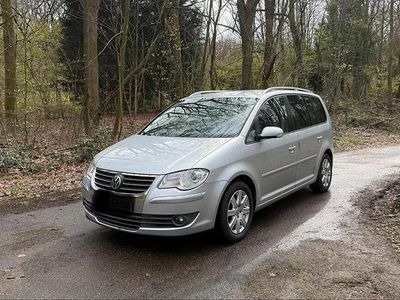 Gebraucht VW Touran Highline 140 PS (102 kW) 2007 Silber Van / Kleinbus
