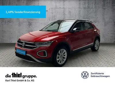 Gebraucht VW T-Roc Style 150 PS (110 kW) 2025 Rot SUV