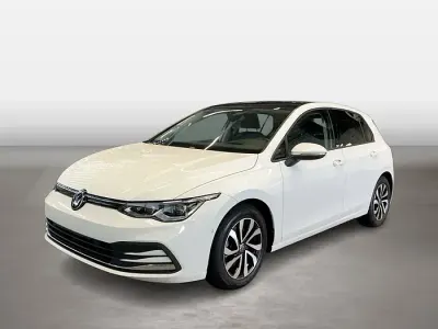 Gebraucht VW Golf VIII Active 150 PS (110 kW) 2022 Weiß Limousine
