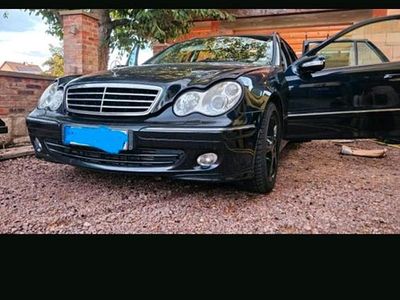 Gebraucht Mercedes C270 Avantgarde 175 PS (128 kW) 2004 Schwarz Kombi