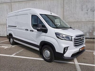 Maxus V90