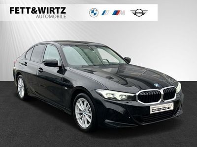 gebraucht BMW 320e *Facelift*|Widescreen|Harman/Kardon