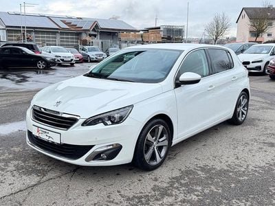 Weiß Gebraucht 2017 Peugeot 308 Allure Limousine | 7.999 € (Guter Preis)