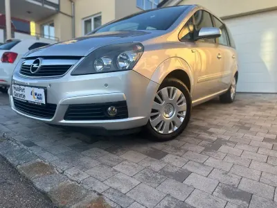 Gebraucht Opel Zafira Catch Me 150 PS (110 kW) 2007 Silber Van / Kleinbus