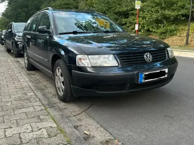Gebraucht VW Passat Edition 101 PS (74 kW) 2000 Schwarz Kombi