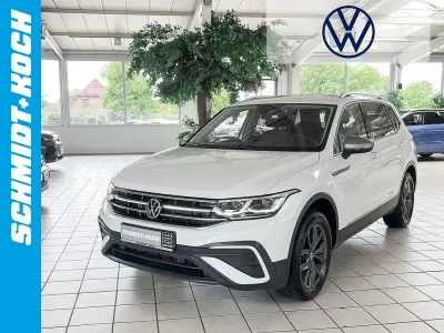 Gebraucht VW Tiguan Allspace Move 150 PS (110 kW) 2023 Oryxweiß perleffekt (weiß) SUV