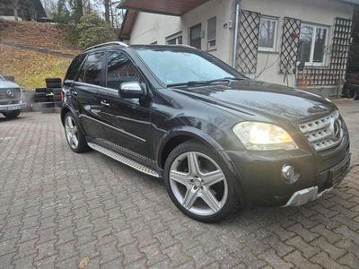 Schwarz Gebraucht 2009 Mercedes ML450 SUV | 9.800 €