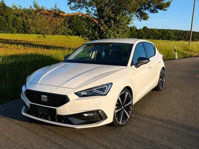 Gebraucht Seat Leon FR 150 PS (110 kW) 2020 Weiß Limousine