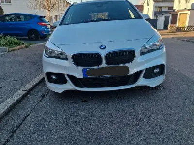 Gebraucht BMW 220 Active Tourer M Sport 192 PS (141 kW) 2016 Weiß Van / Kleinbus