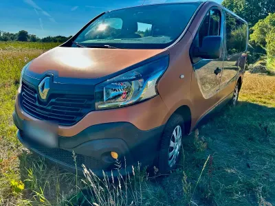 Gebraucht Renault Trafic 140 PS (102 kW) 2015 Grau Van / Kleinbus