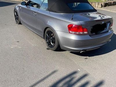 Usata BMW 123 Cabriolet Performance 204 CV (150 kW) 2009 Grigio Cabrio