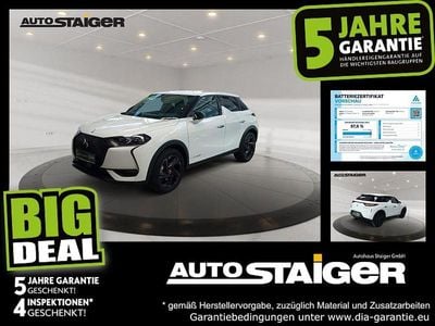 Polarweiss Gebraucht 2022 DS Automobiles DS3 Crossback E-Tense Performance SUV | 16.299 €