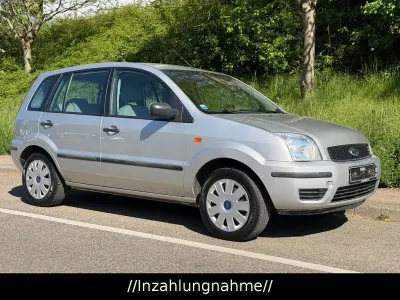 Usata Ford Fusion Viva 80 CV (58 kW) 2004 Grigio Utilitaria