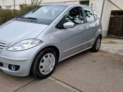 Gebraucht Mercedes A150 95 PS (69 kW) 2004 Silber Limousine