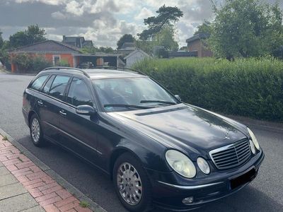 Mercedes E320