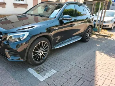 Gebraucht Mercedes GLC250 AMG line 204 PS (150 kW) 2017 Schwarz SUV