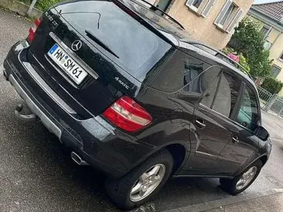 Gebraucht Mercedes ML320 224 PS (164 kW) 2006 SUV