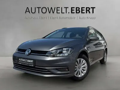 Gebraucht VW Golf VII Trendline 116 PS (85 kW) 2019 Indiumgrau Limousine