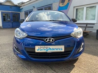 Gebraucht Hyundai i20 Edition 86 PS (63 kW) 2014 Blau Limousine