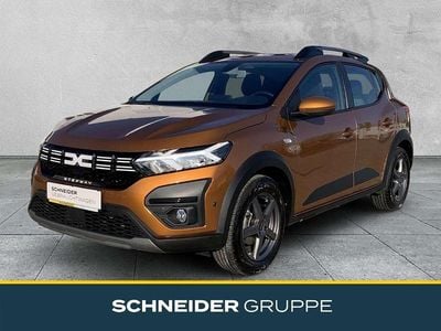 Orange Gebraucht 2023 Dacia Sandero Expression Kleinwagen | 14.980 € (Guter Preis)