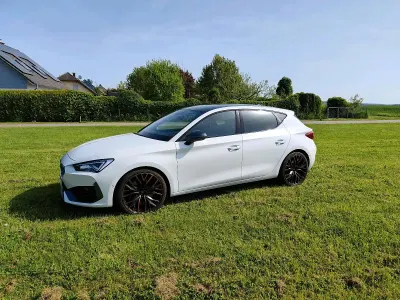 Gebraucht Cupra Leon VZ3 300 PS (220 kW) 2022 Weiß Limousine